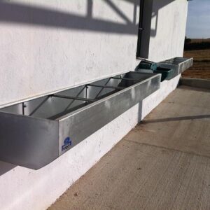 COMEDERO GALVANIZADO DE 2,0 M.