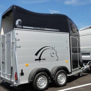 Remolque 1 caballo VAN Gold One